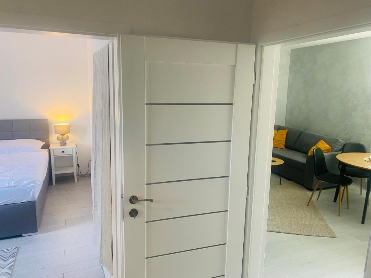 Maja Apartman Dunajská Streda Buitenkant foto