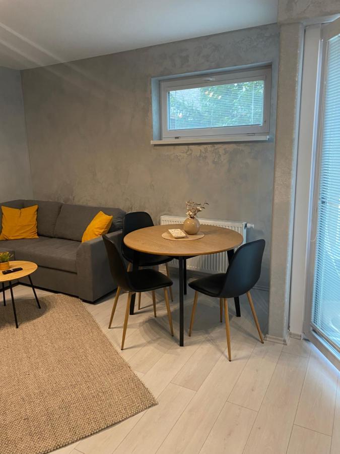 Maja Apartman Dunajská Streda Buitenkant foto
