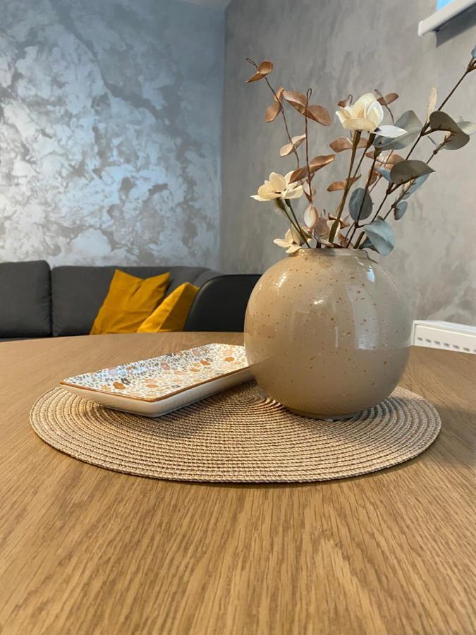 Maja Apartman Dunajská Streda Buitenkant foto