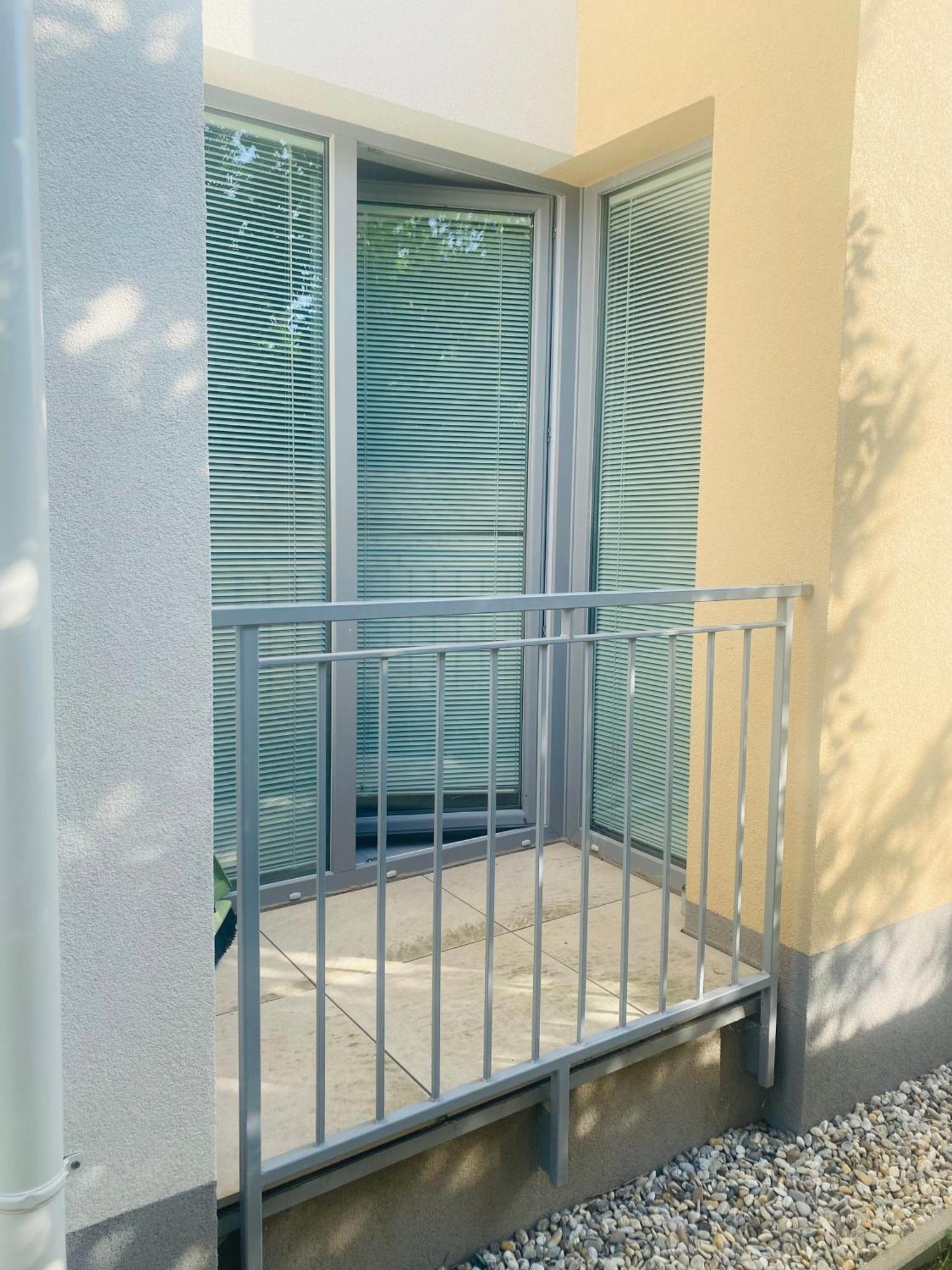Maja Apartman Dunajská Streda Buitenkant foto