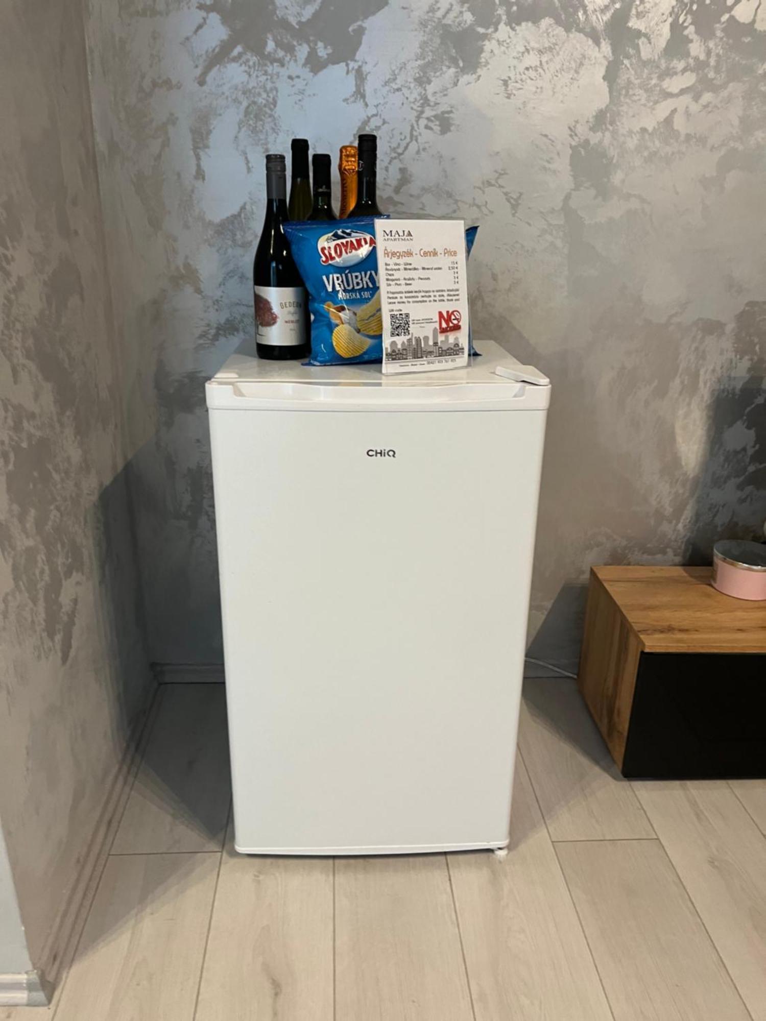 Maja Apartman Dunajská Streda Buitenkant foto